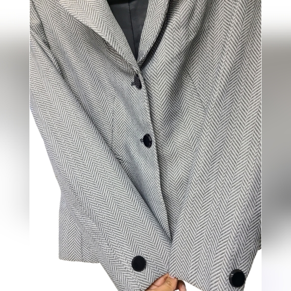 Jones New York Suit Blazer / Jacket - Picture 4 of 7